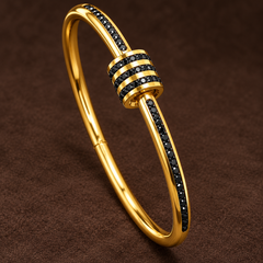 Bracelet Kada 576 — product photograph
