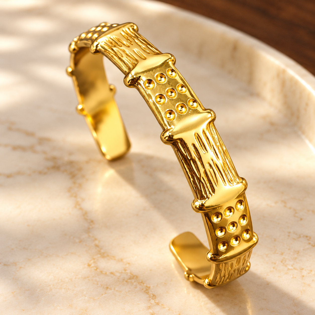 Bracelet Kada 669 — product photograph