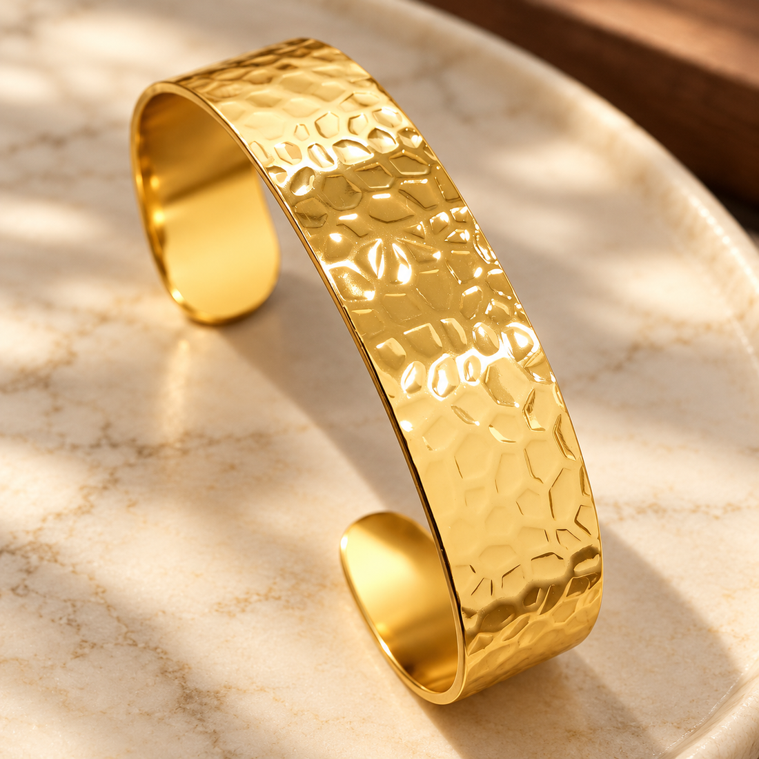 Bracelet Kada 666 — product photograph
