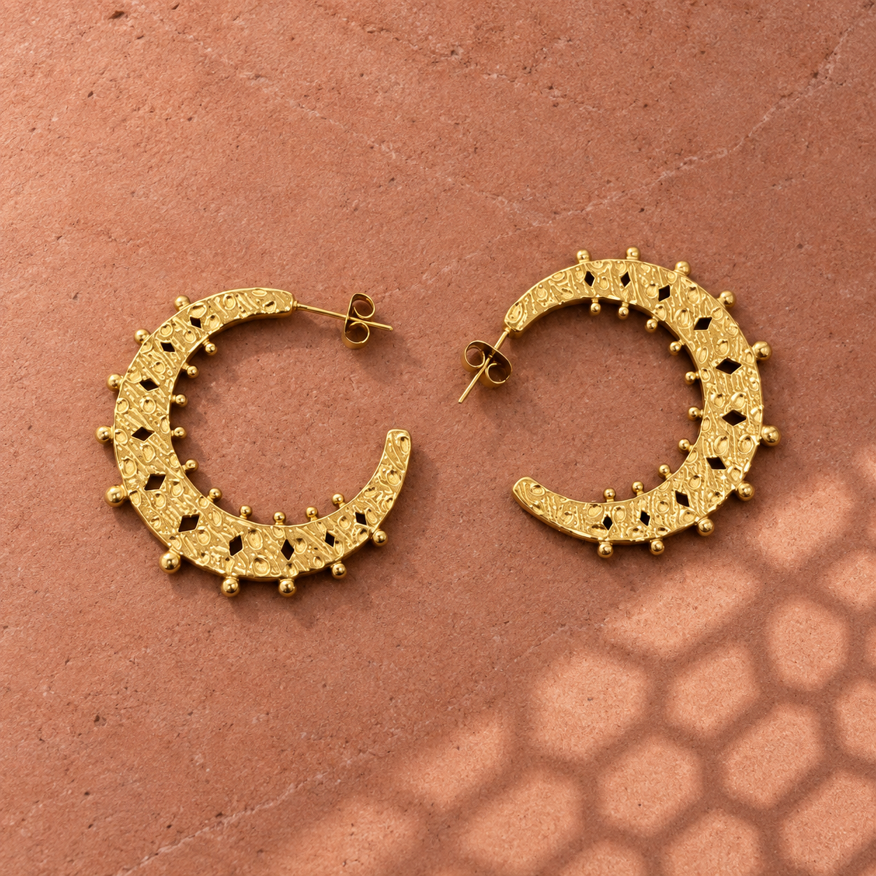 Earrings 729 — product photograph