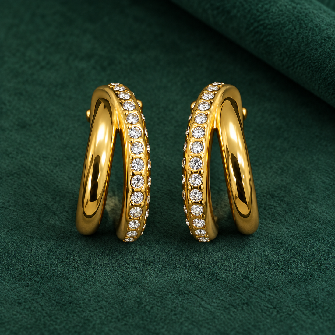 Earrings 819 — product photograph