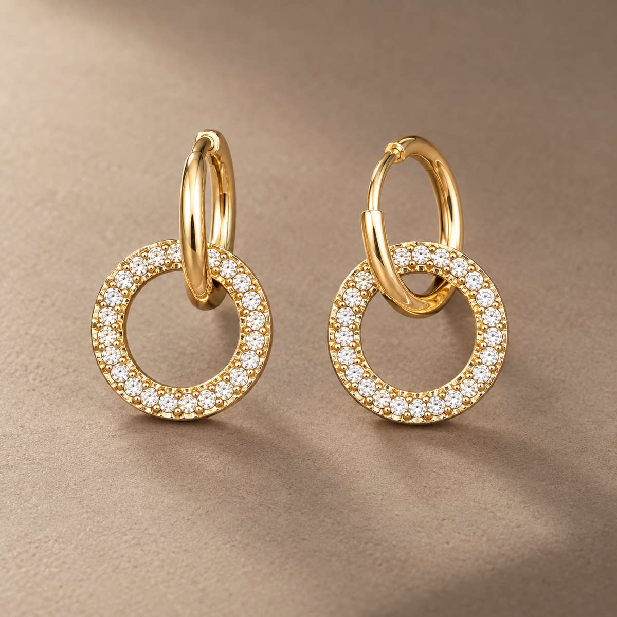 Earrings 817 — product photograph