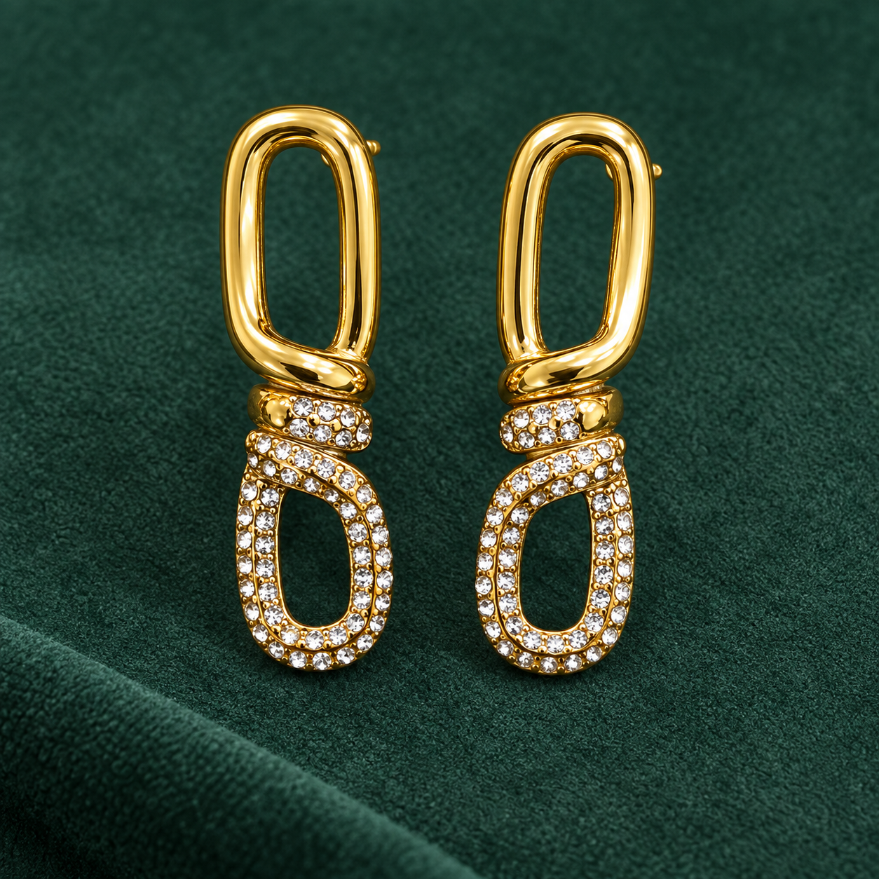 Earrings 815 — product photograph