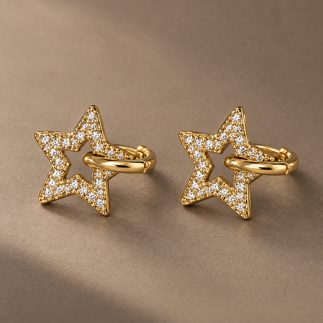 Earrings 822 — product photograph