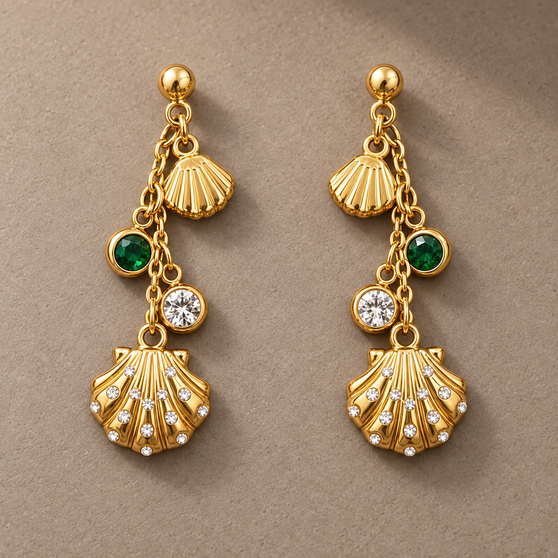 Earrings 825 — product photograph