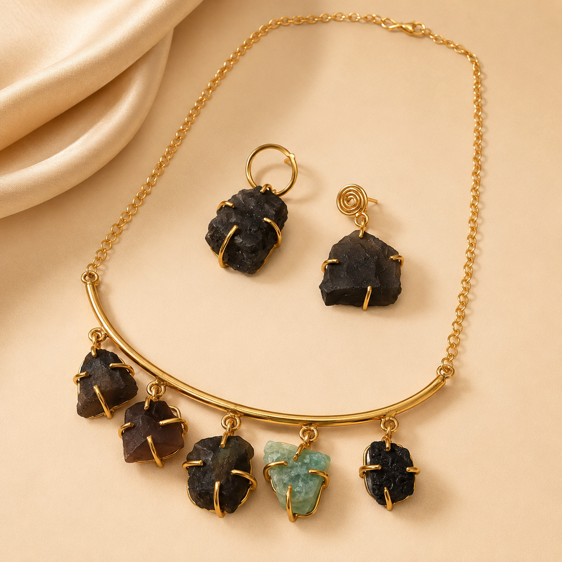 Set (Necklace & Earring) 004 - brass by Qimati