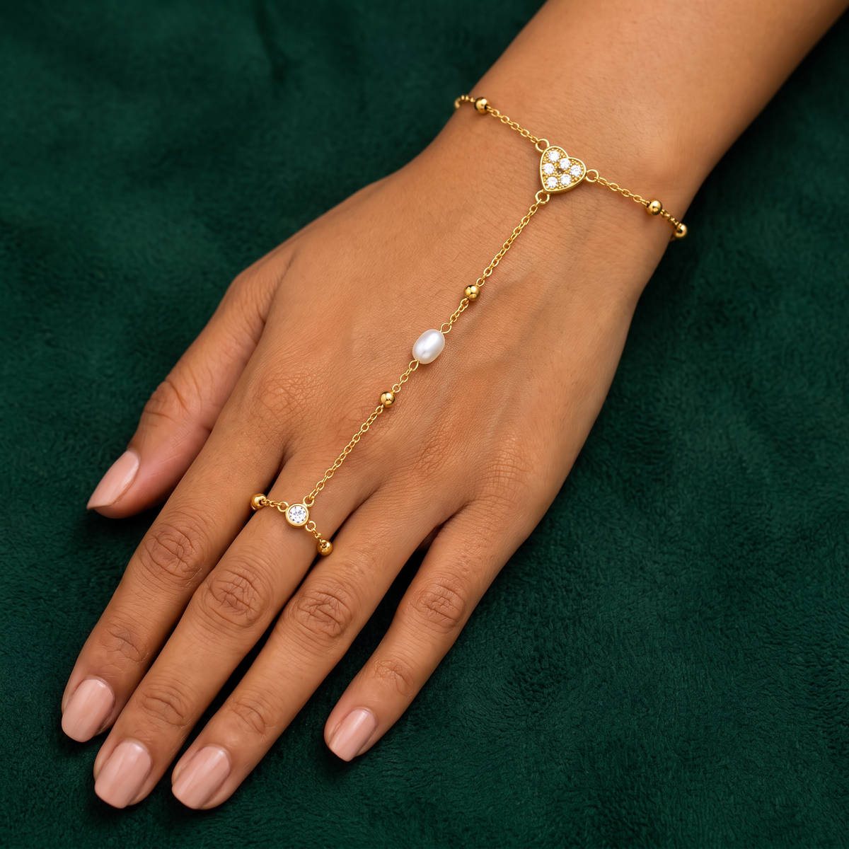 Hand Chain 078 — product photograph