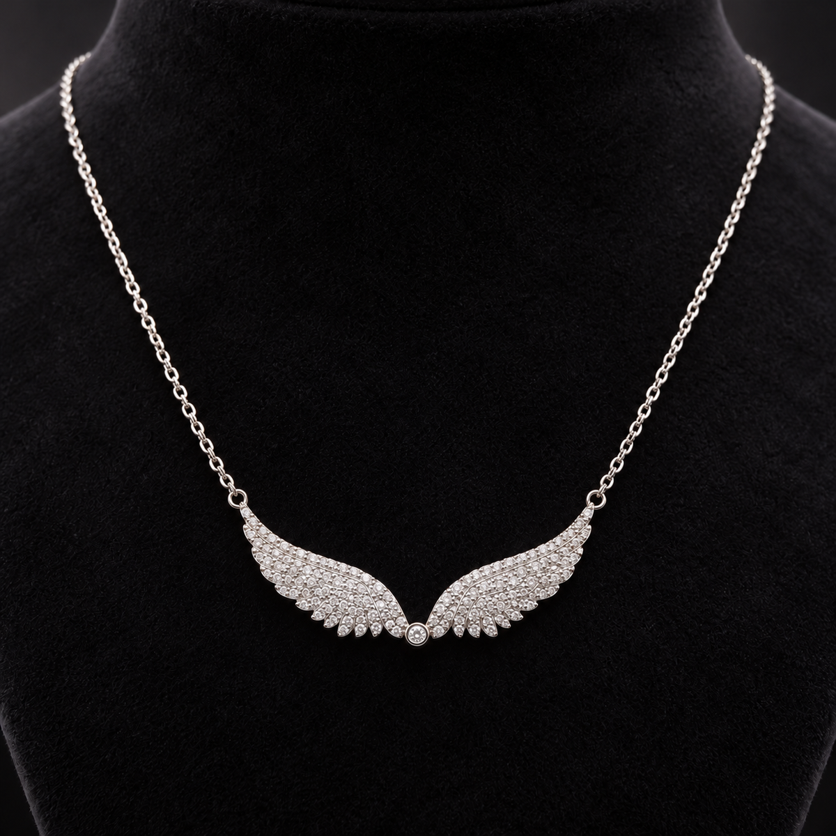 Necklace 1911 — product photograph