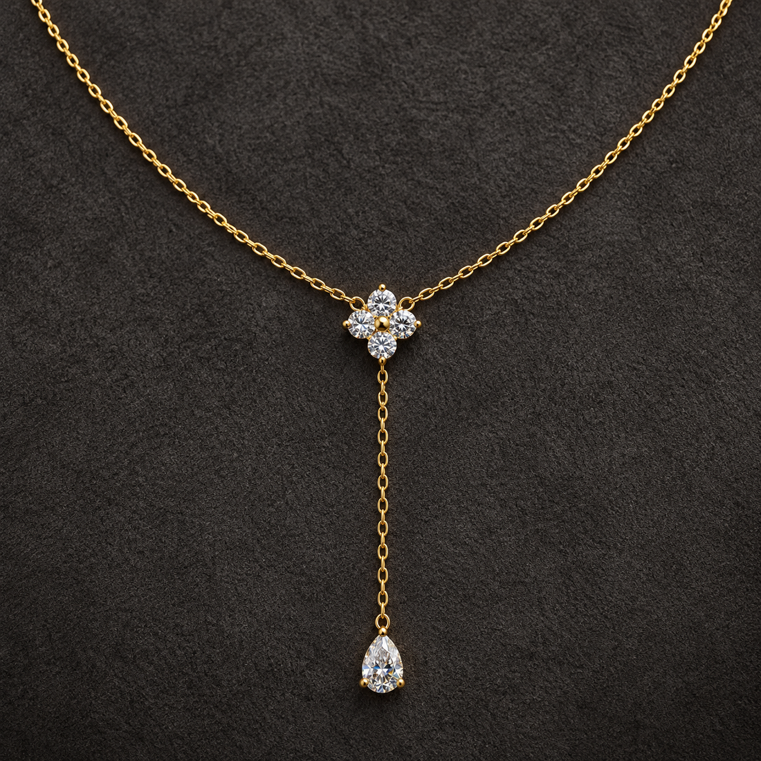 Necklace 1960 — product photograph