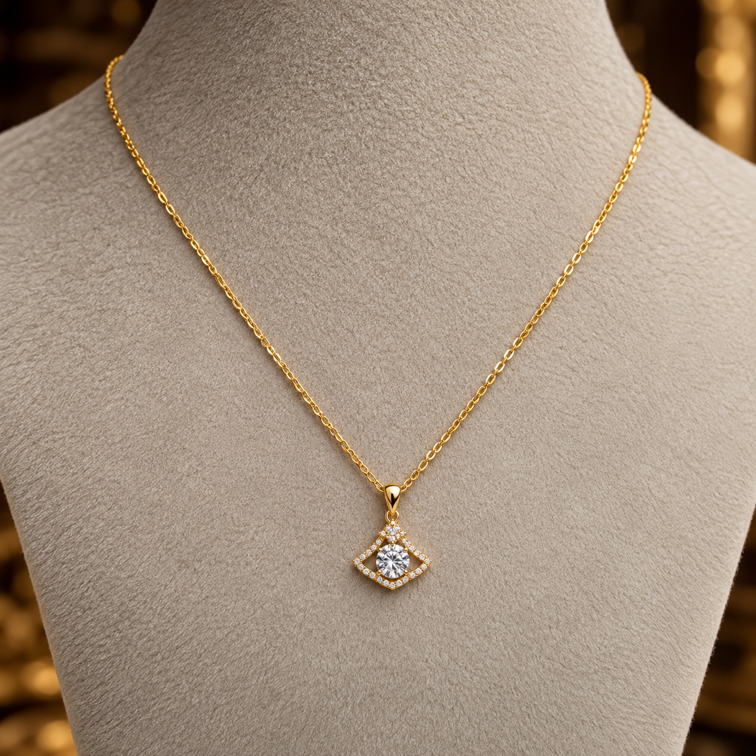 Necklace 1894 — product photograph