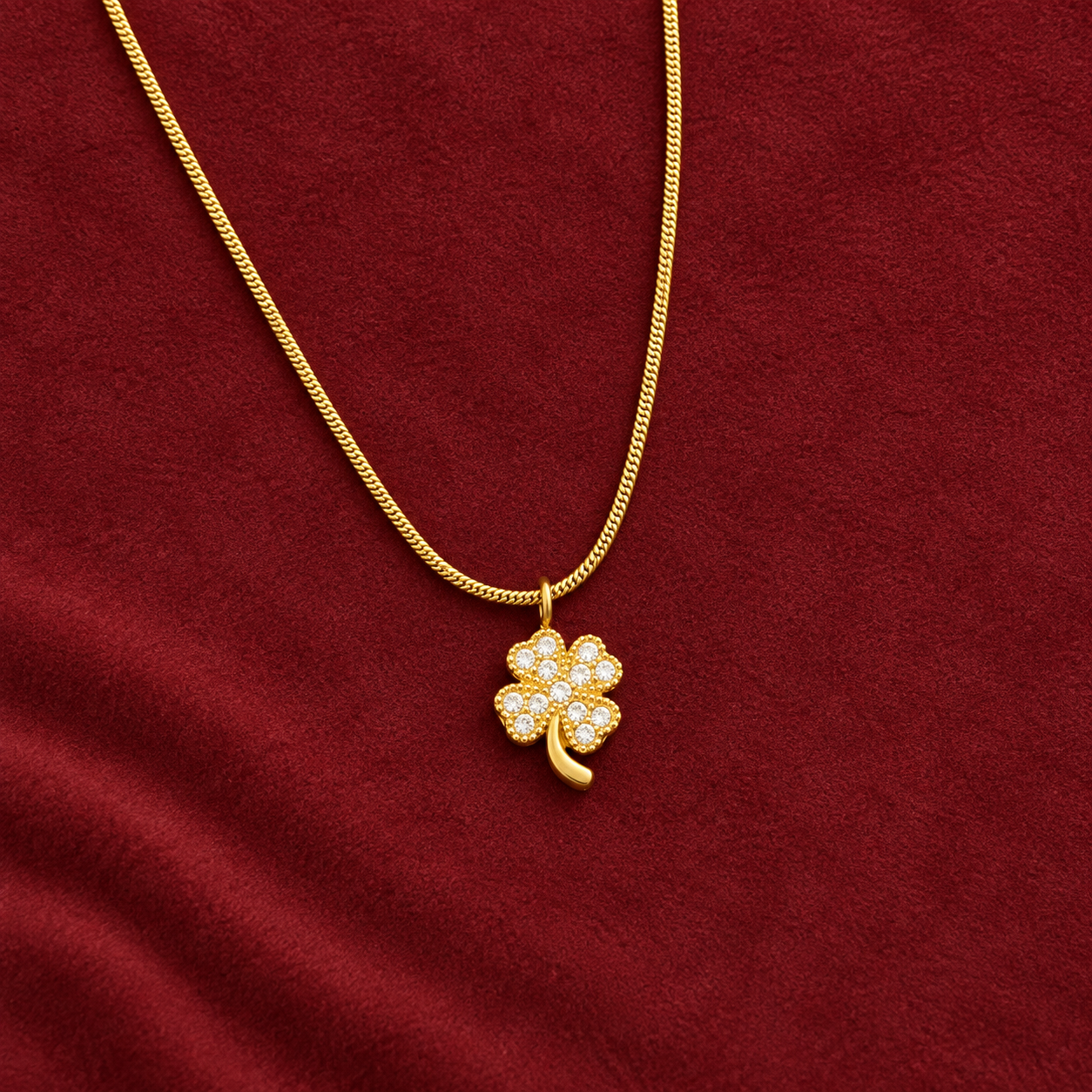 Necklace 1547 — product photograph