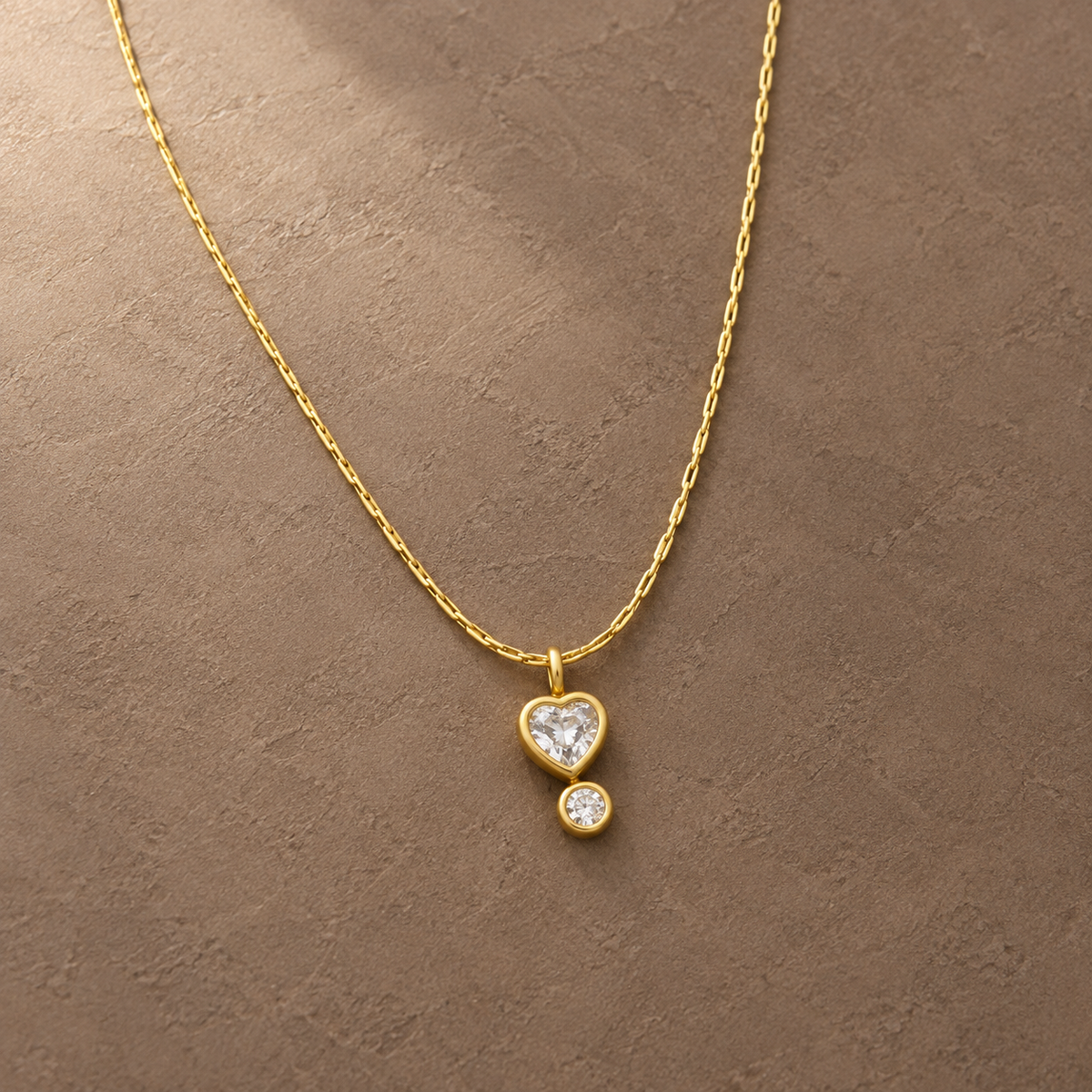 Necklace 1550 — product photograph