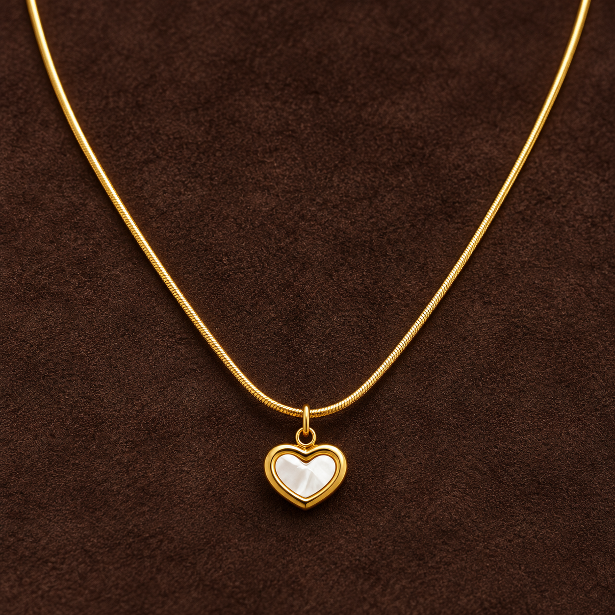 Necklace 1880 — product photograph