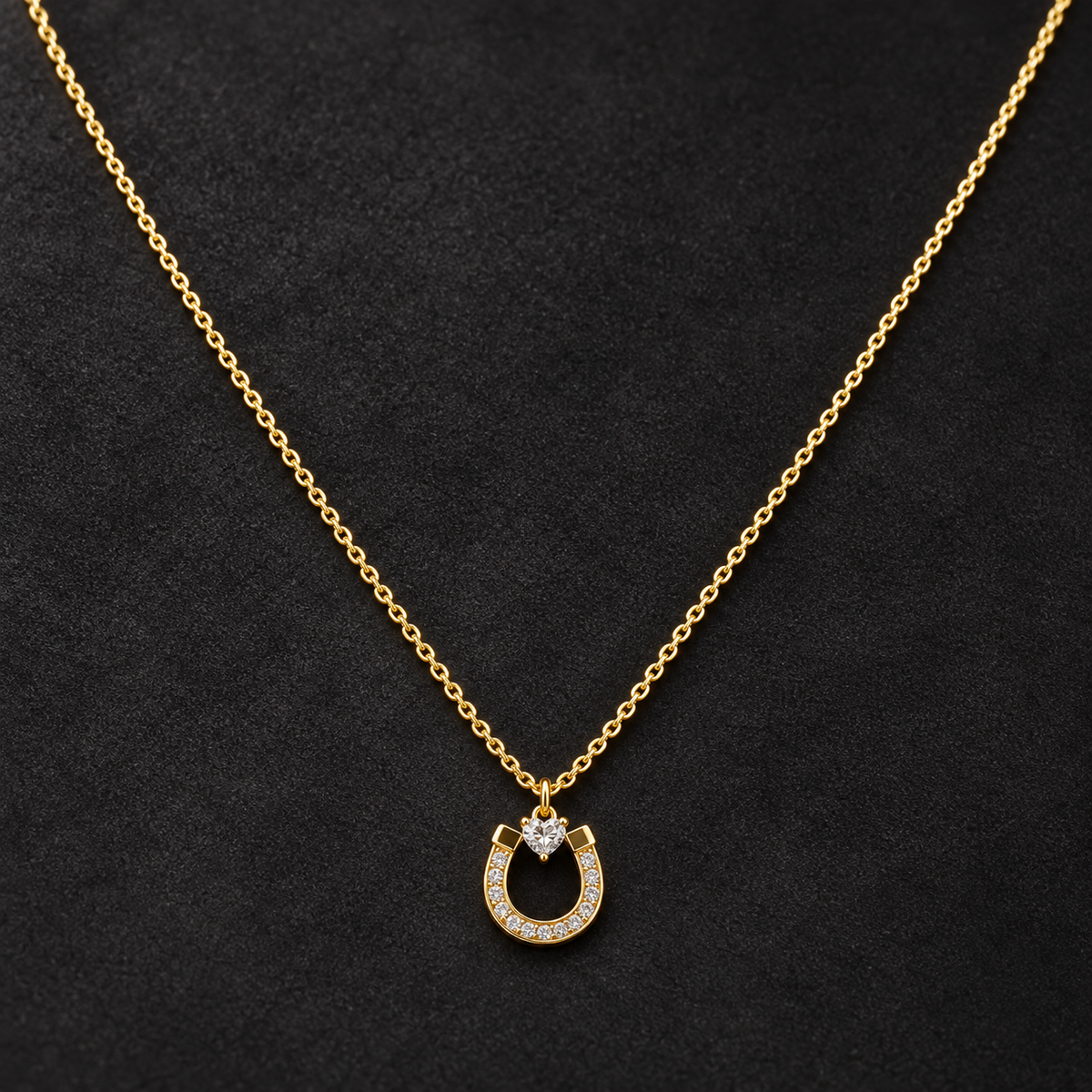 Necklace 1907 — product photograph