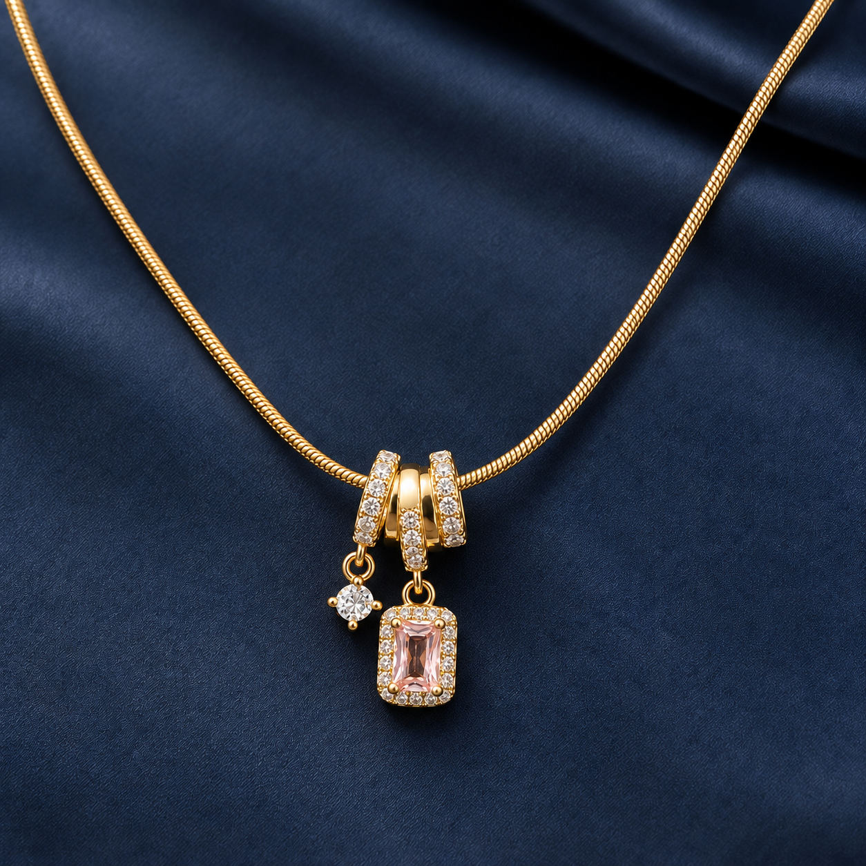 Necklace 1619 — product photograph