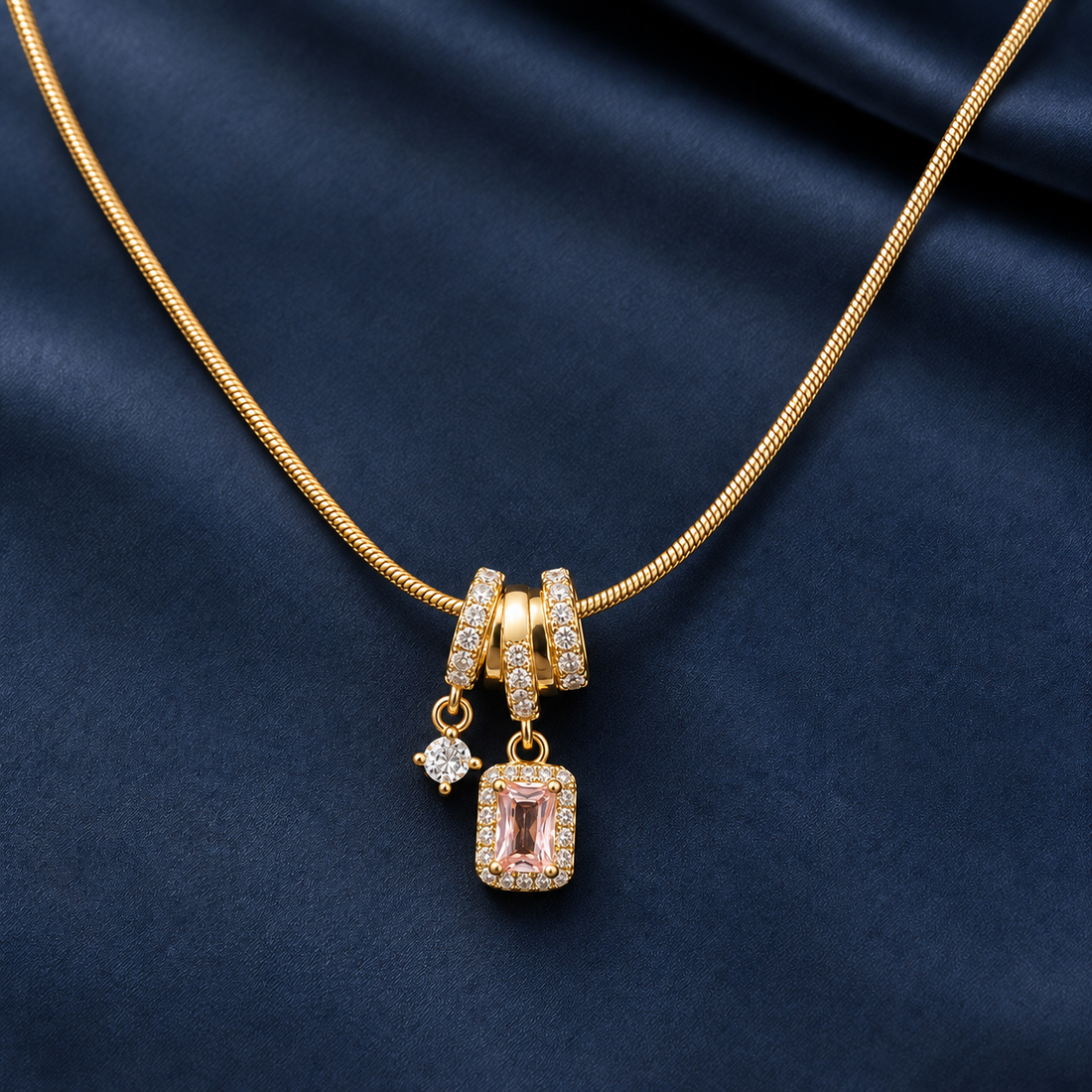 Necklace 1619 — product photograph