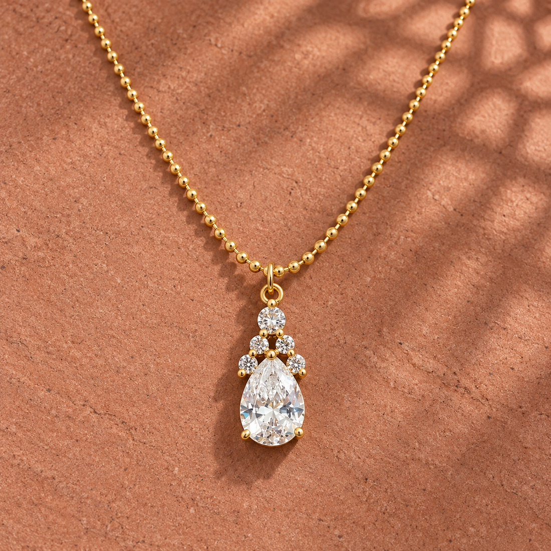 Necklace 1608 — product photograph