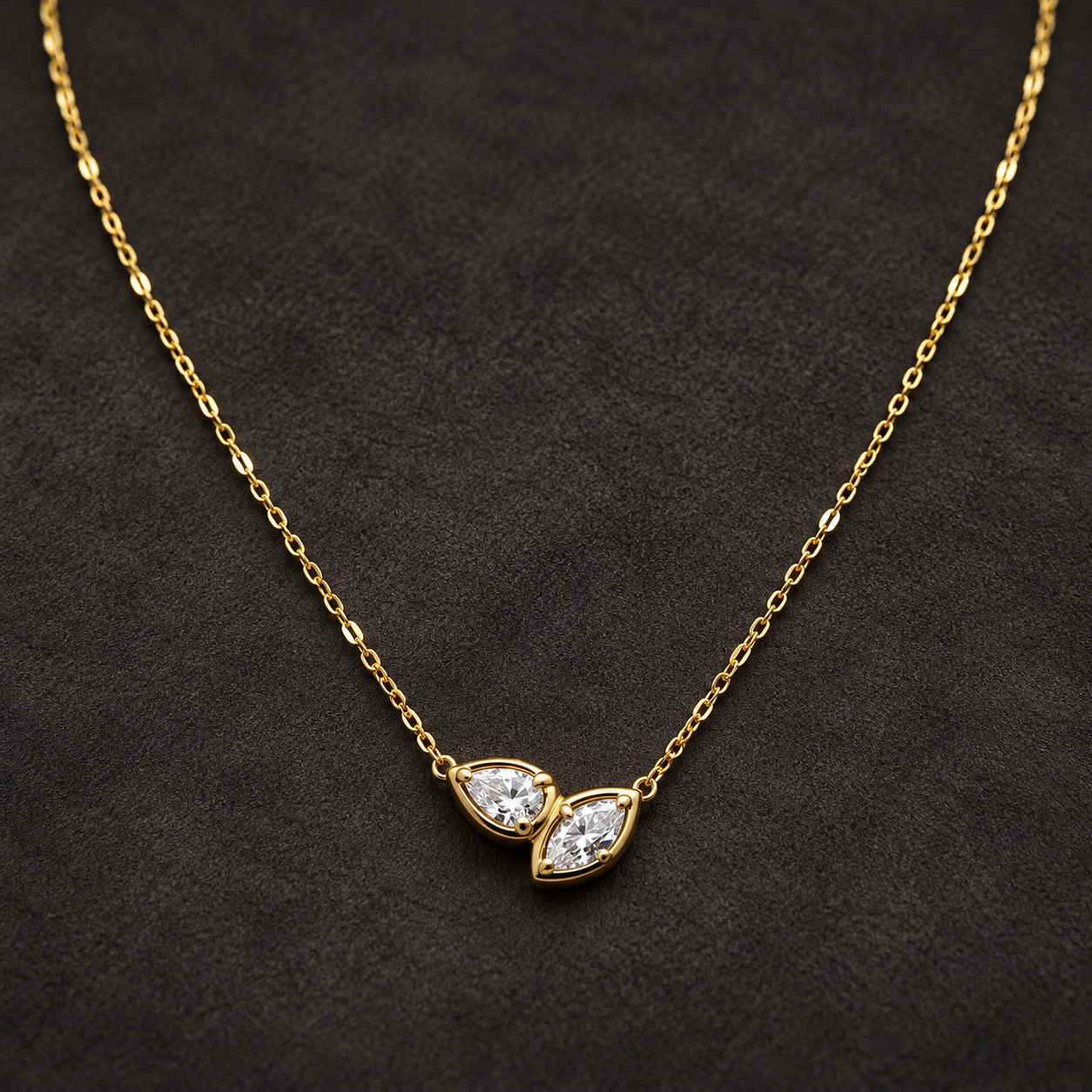 Necklace 1936 — product photograph
