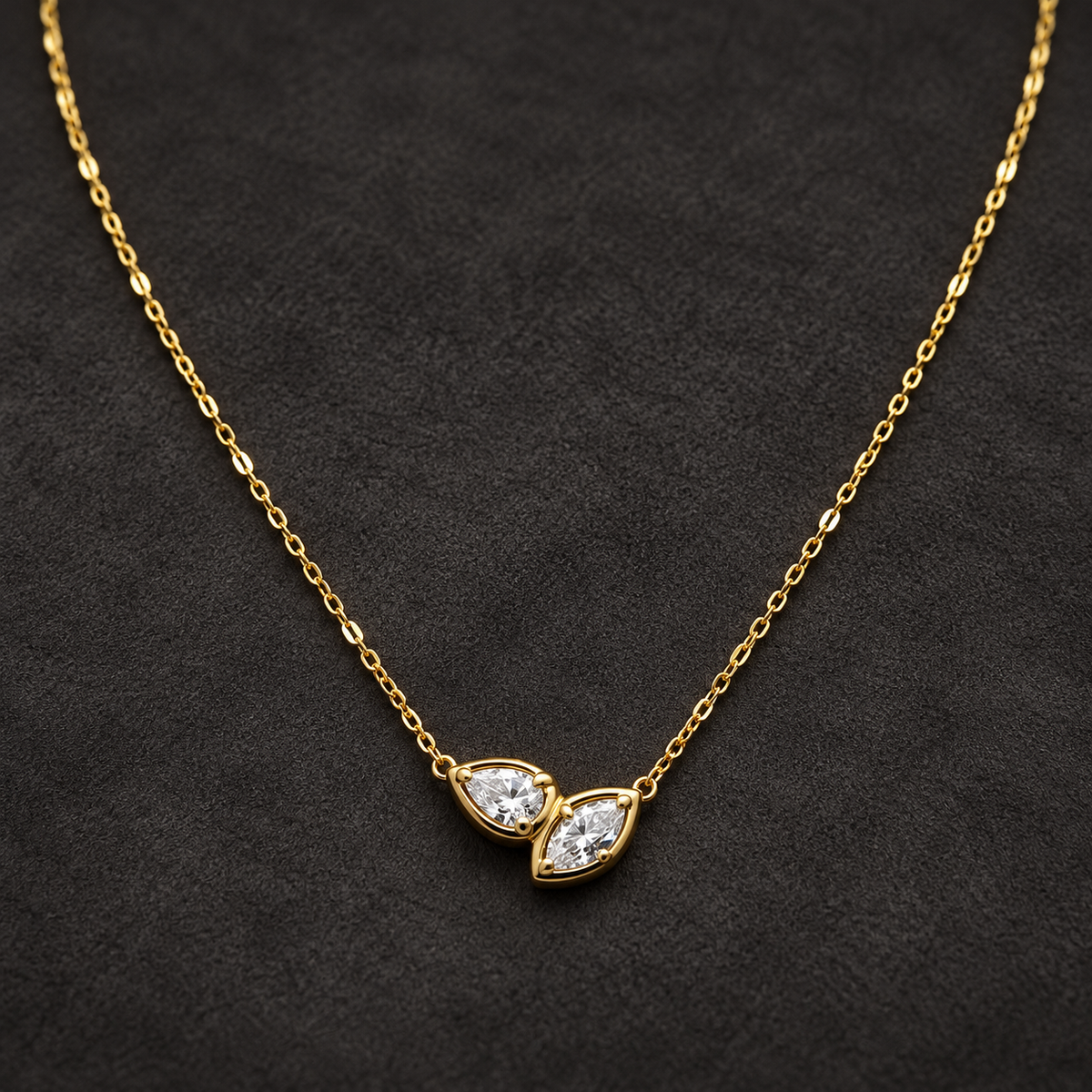 Necklace 1936 — product photograph