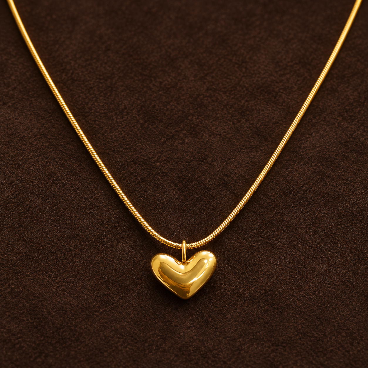 Necklace 1876 — product photograph