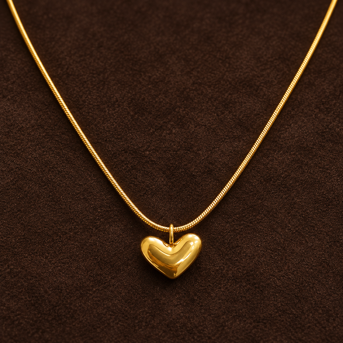 Necklace 1876 — product photograph