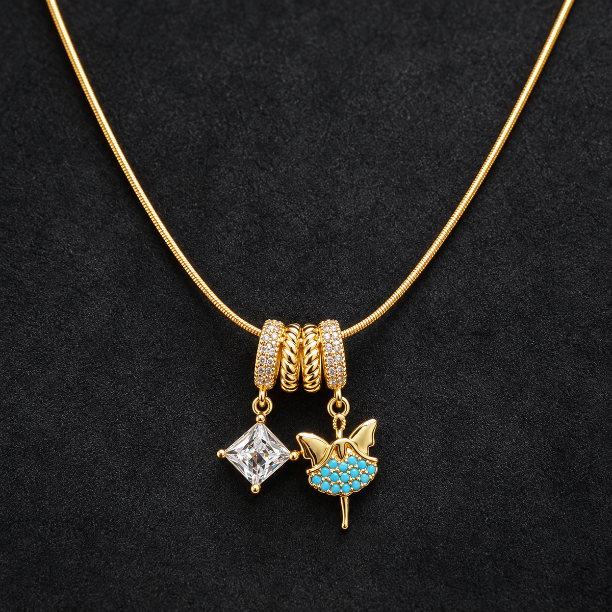 Necklace 1834 — product photograph