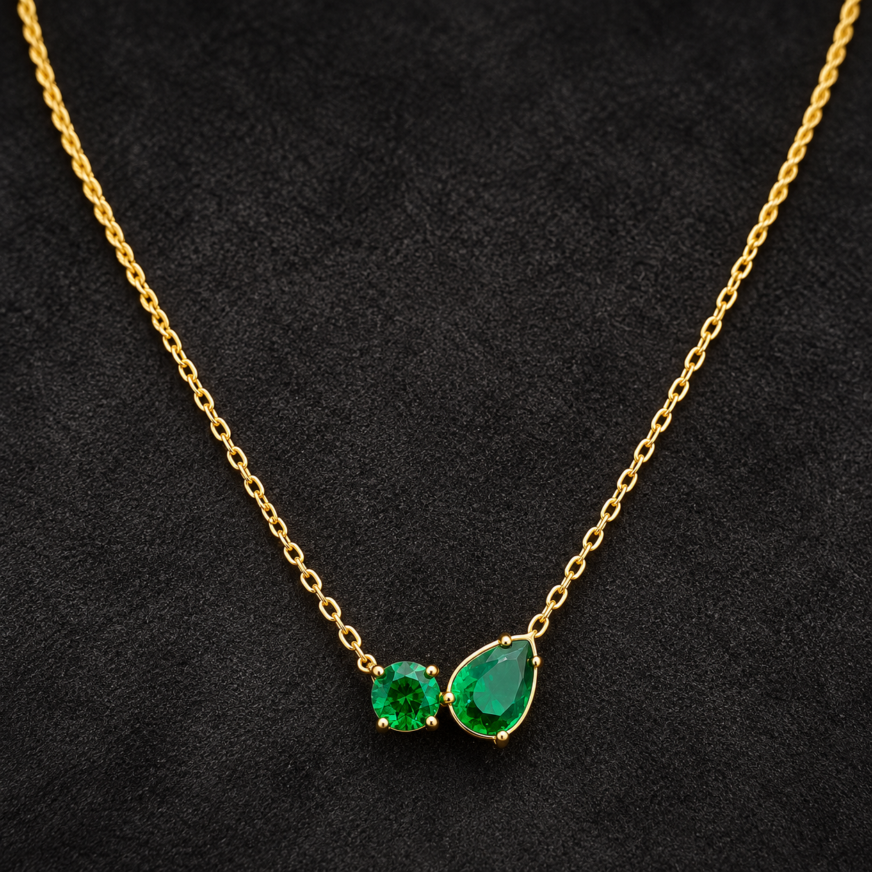 Necklace 1856 — product photograph