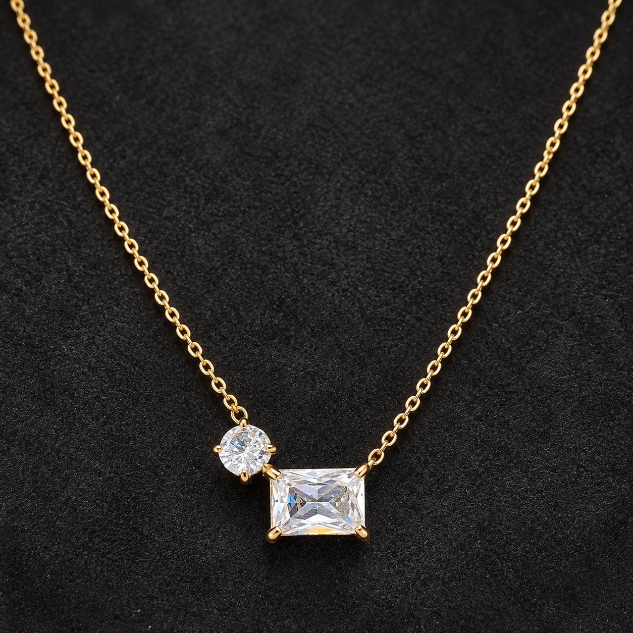 Necklace 1854 — product photograph
