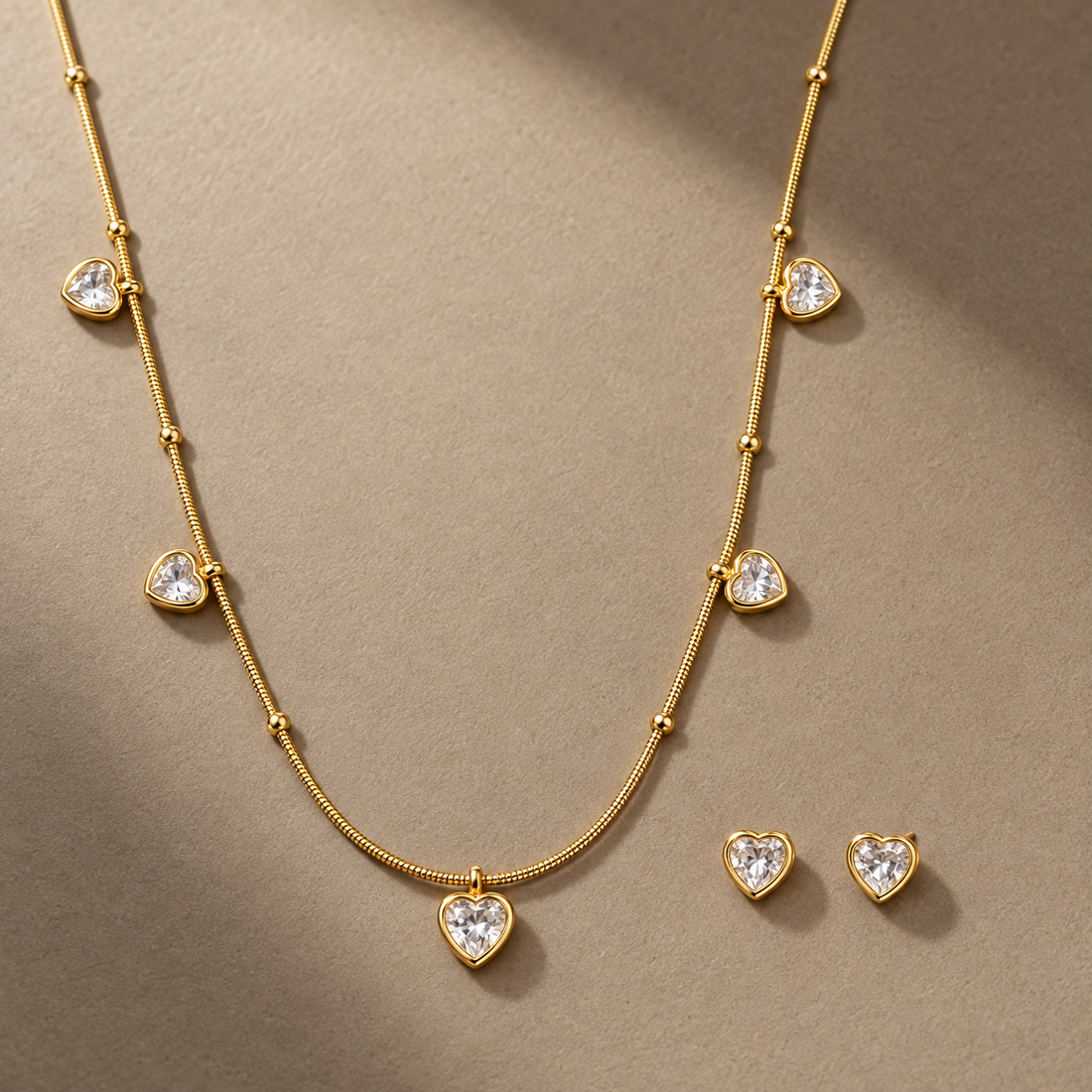 Necklace 1605 (Set of necklace and earrings) — product photograph