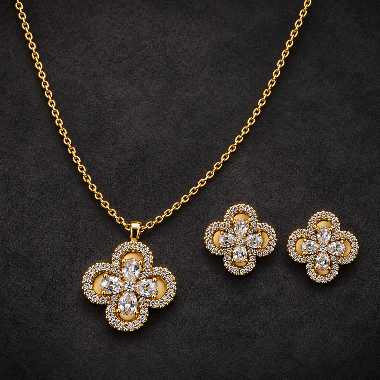 Necklace 2007 — product photograph