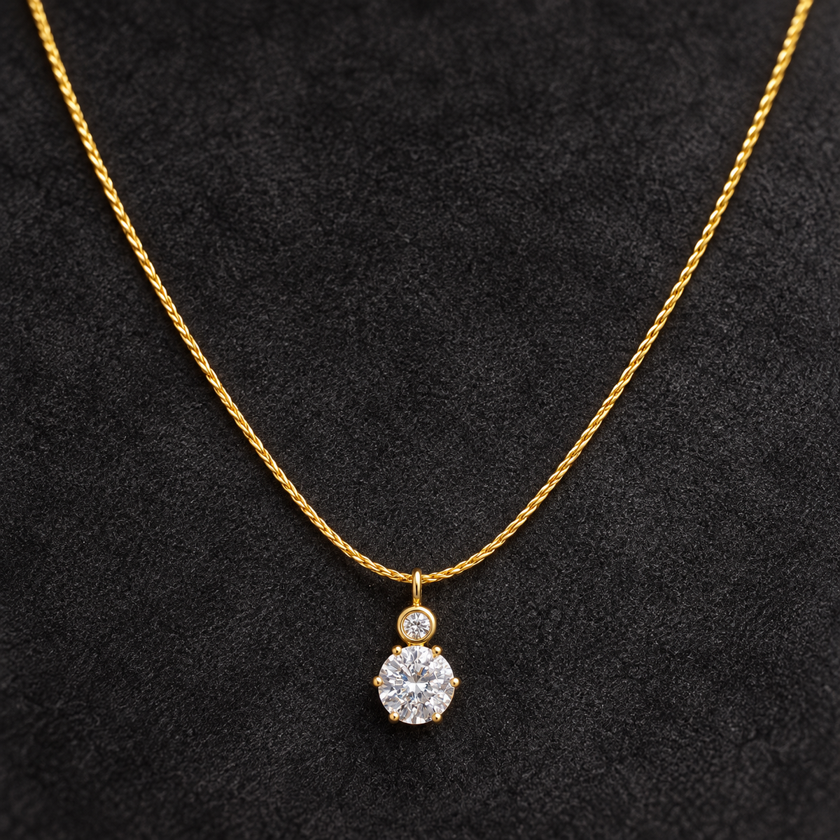 Necklace 1878 — product photograph