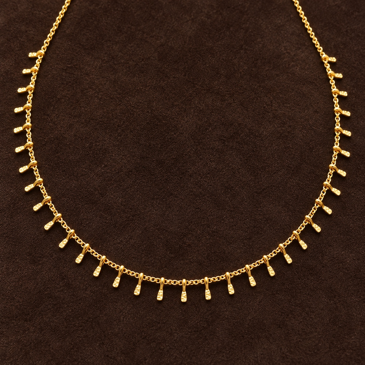 Necklace 1843 — product photograph