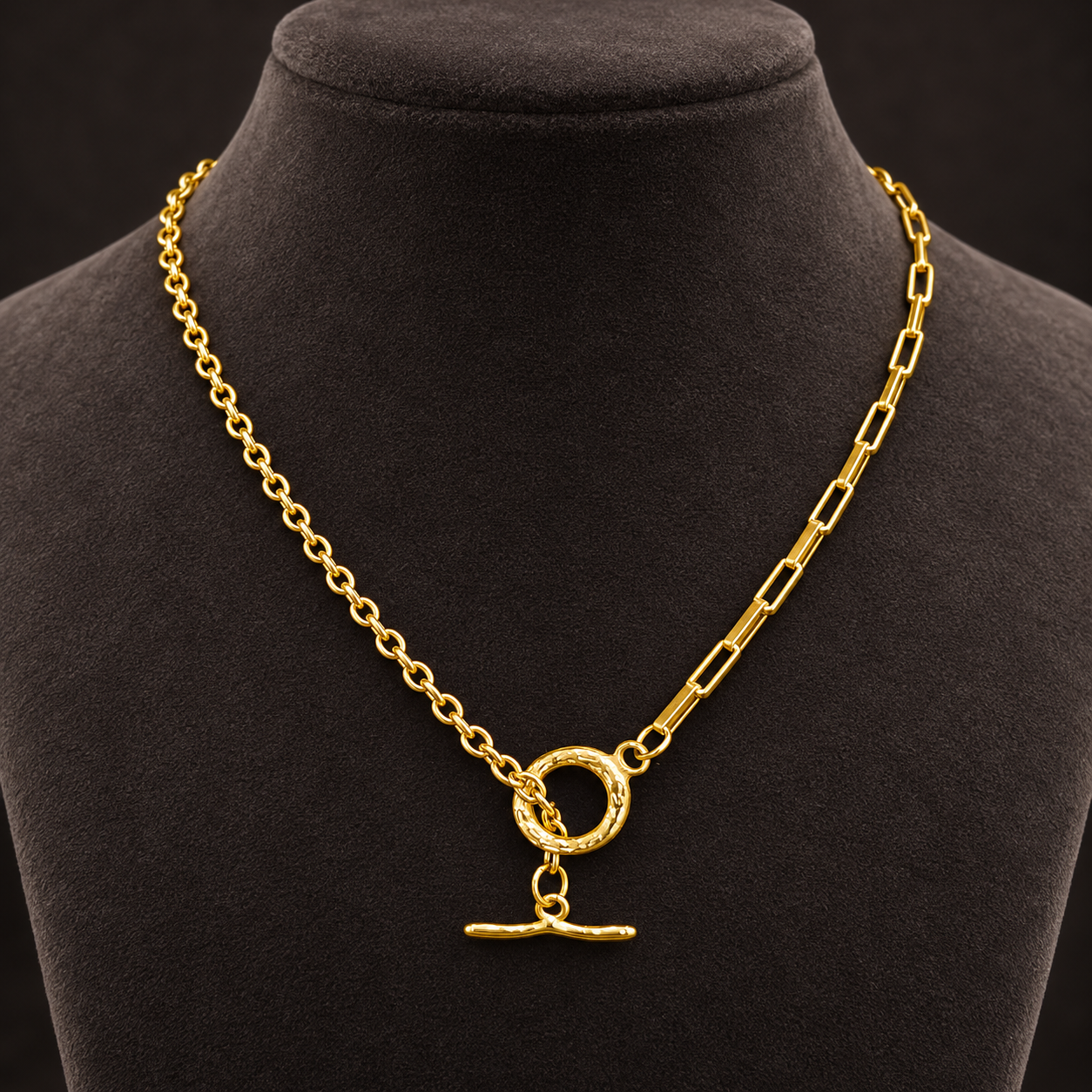 Necklace 1968 — product photograph