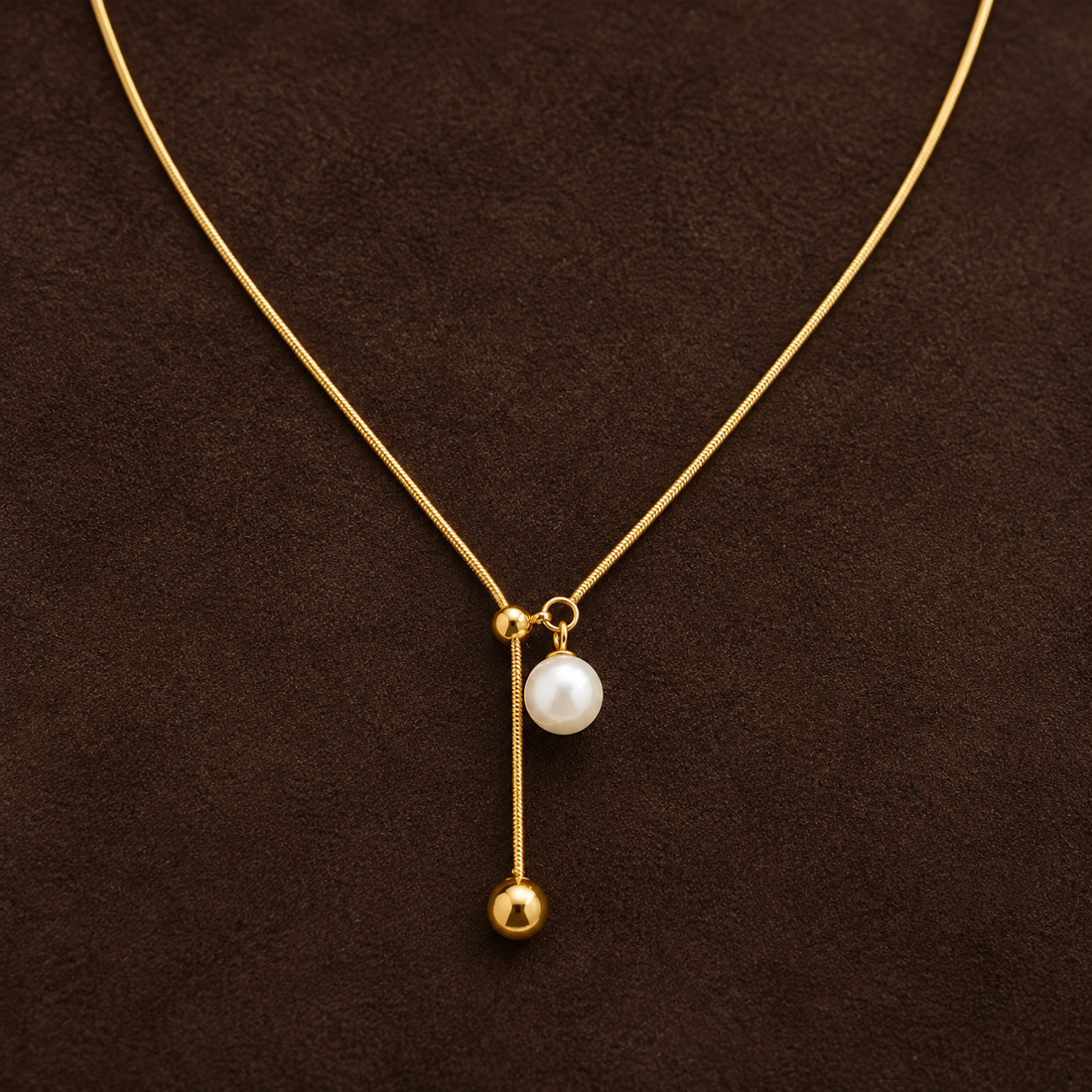 Necklace 1916 — product photograph