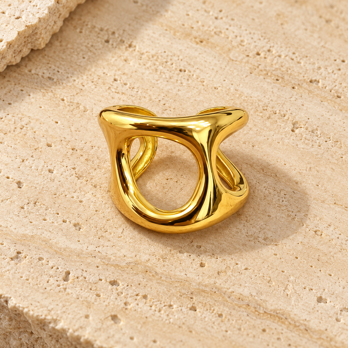 Rings 426 — product photograph
