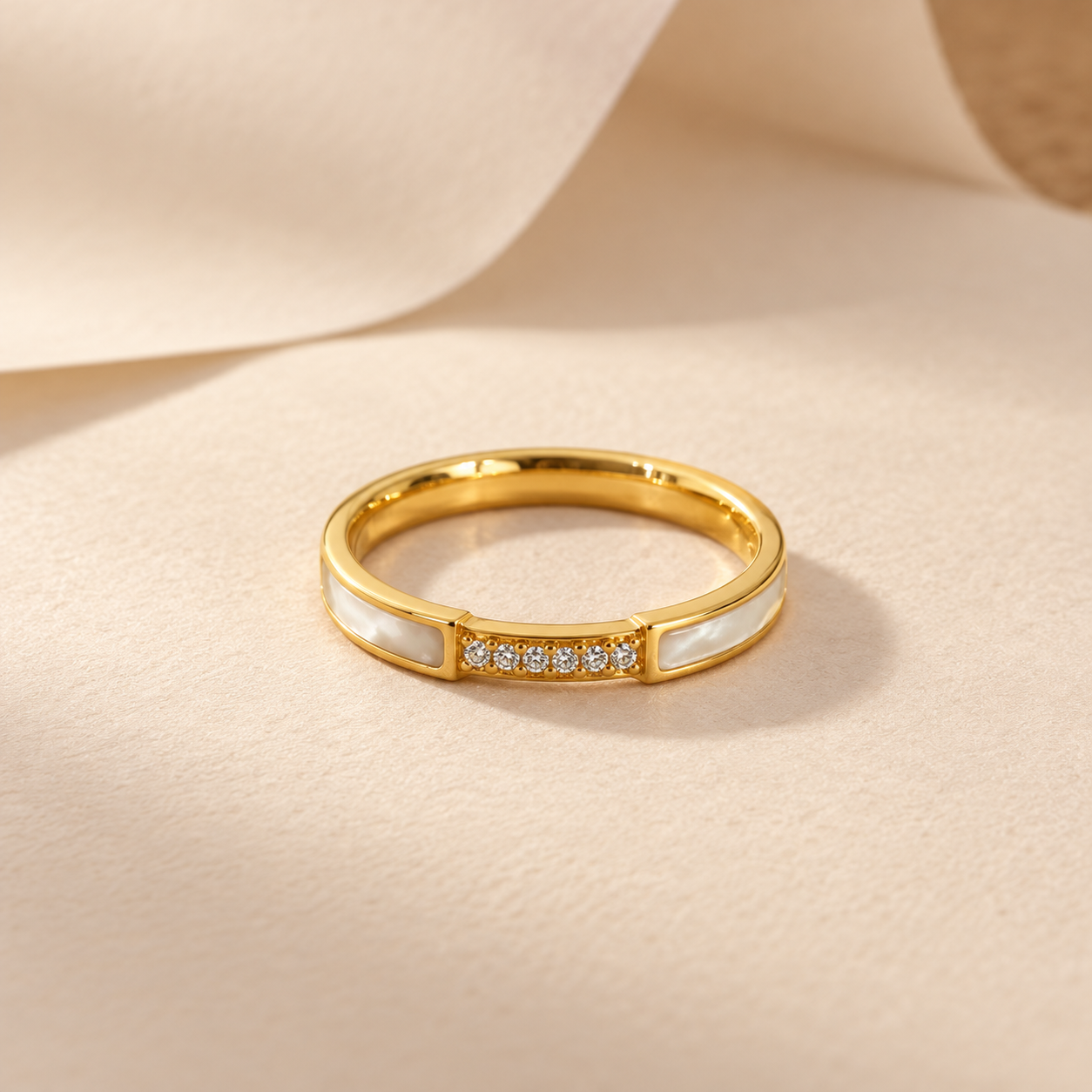 Rings 419 — product photograph